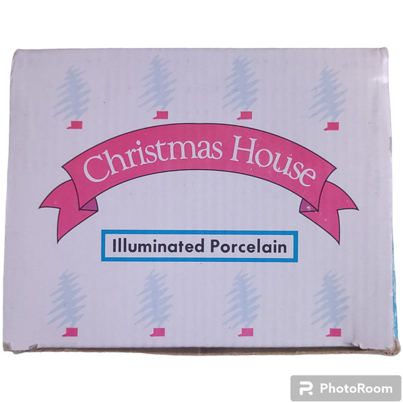 Vintage Christmas Collection Illuminated Porcelain Gothic Church 088534 Holiday - Picture 10 of 10